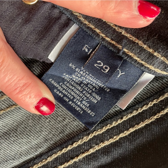 NWOT Fidelity darn blue jeans - Picture 5 of 8